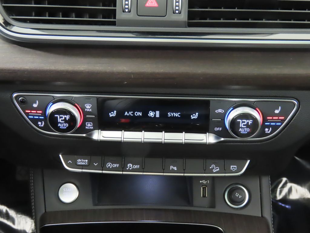 Thumbnail: 2025 Audi Q5 - 22