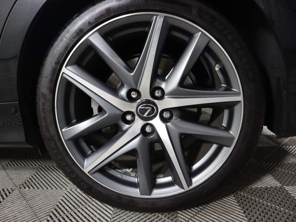 Thumbnail: 2017 Lexus GS - 31