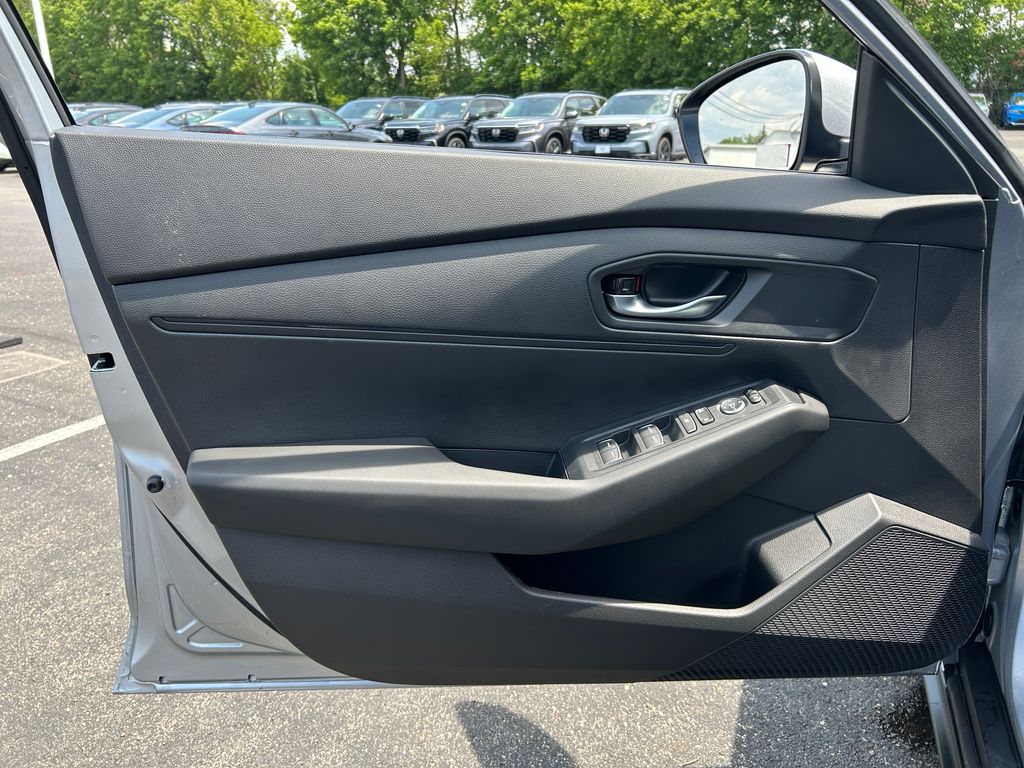 Thumbnail: 2025 Honda Accord - 17