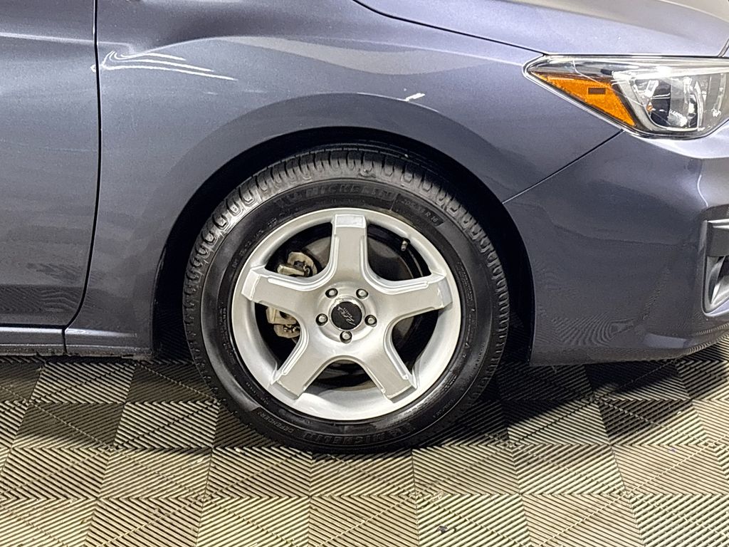 2017 Subaru Impreza 2.0i