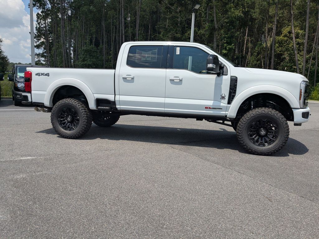 2025 Ford F-250 Black Widow