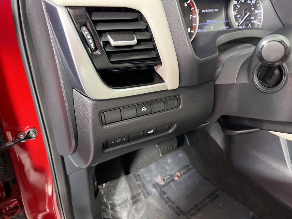 Thumbnail: 2023 Nissan Rogue - 24