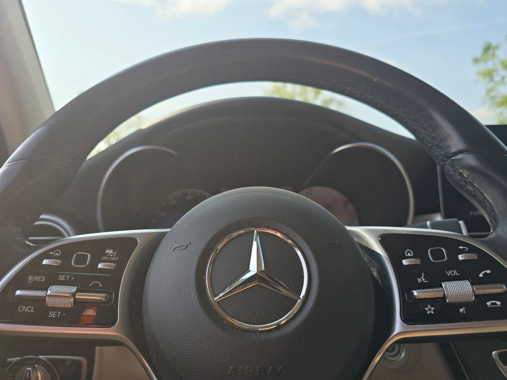 Certified Used 2022 Black Mercedes-Benz GLC 300 image 28