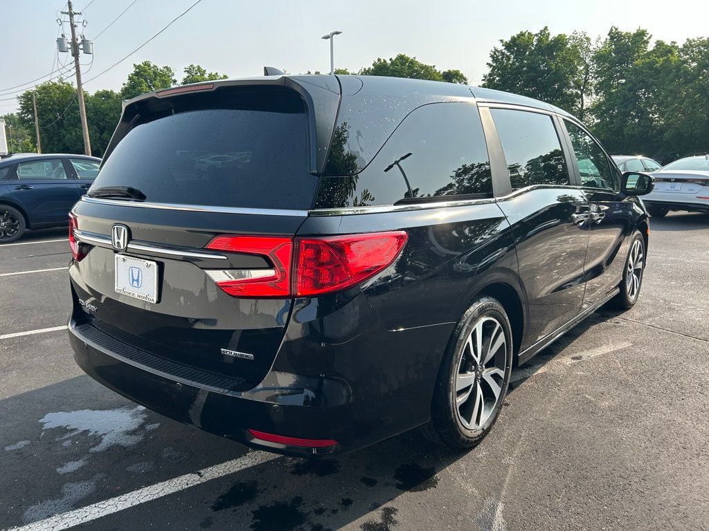 2024 Honda Odyssey Touring 5