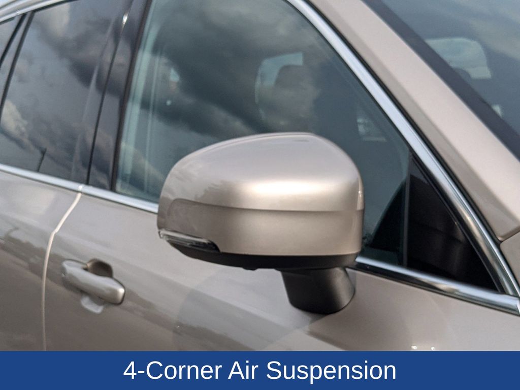 2023 Volvo XC90 B6 Ultimate 7-Seater