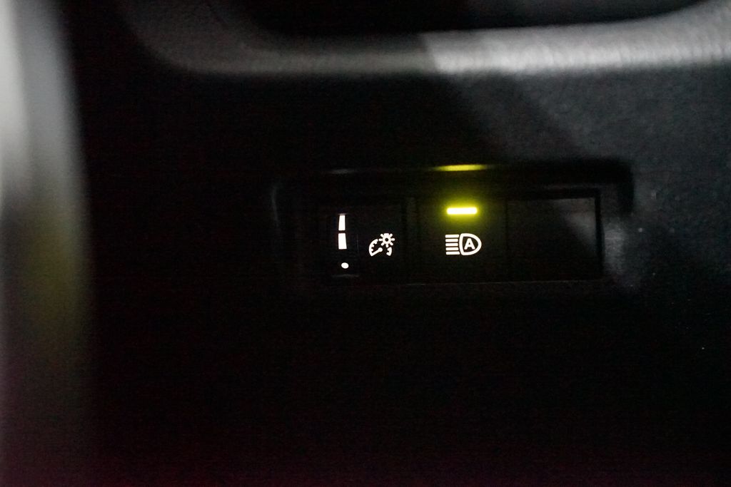 Thumbnail: 2024 Toyota RAV4 - 23