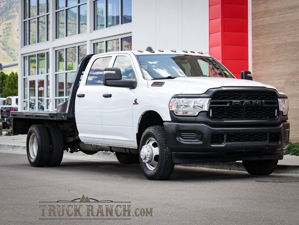 Bright White Clearcoat 2024 RAM 3500 Chassis Tradesman Crew Cab LB DRW 4WD Pickup Truck Four-Wheel Drive 6-Speed Automatic