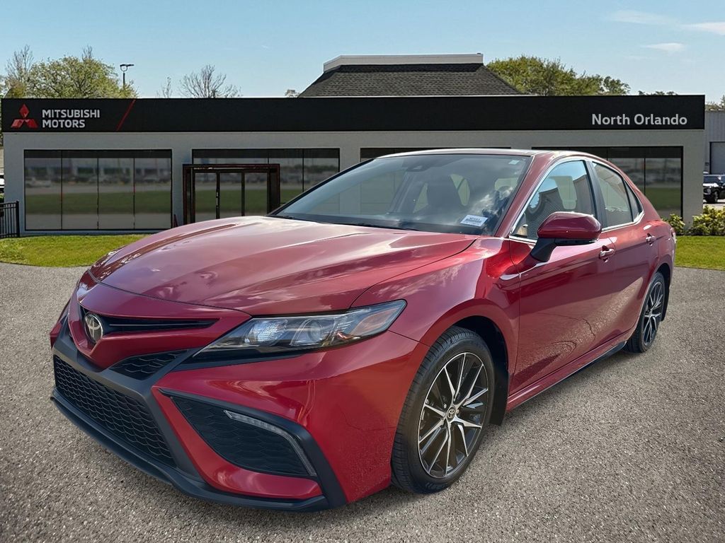 2024 Toyota Camry SE