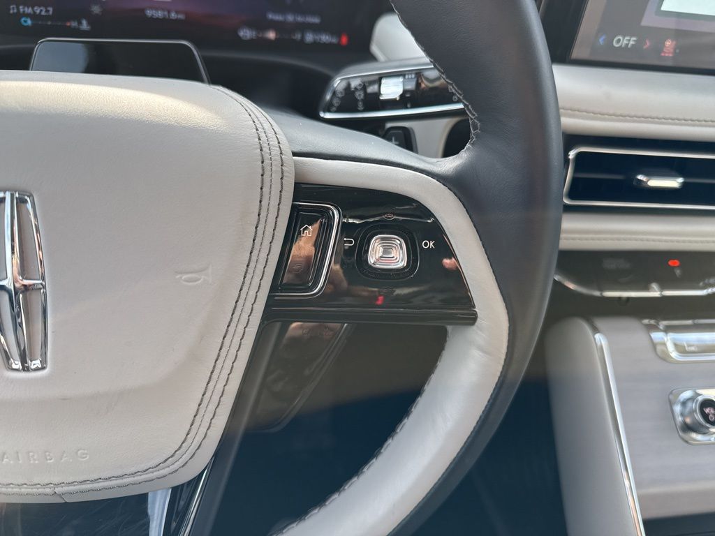 2025 Lincoln Aviator