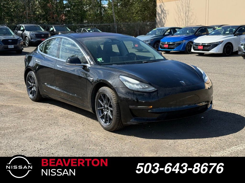 Solid Black 2018 Tesla Model 3 Long Range RWD Sedan Rear-Wheel Drive 1-Speed Automatic