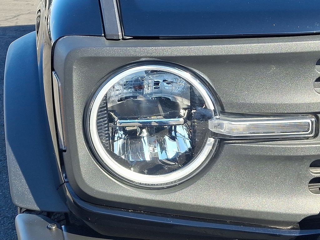 Thumbnail: 2023 Ford Bronco - 9