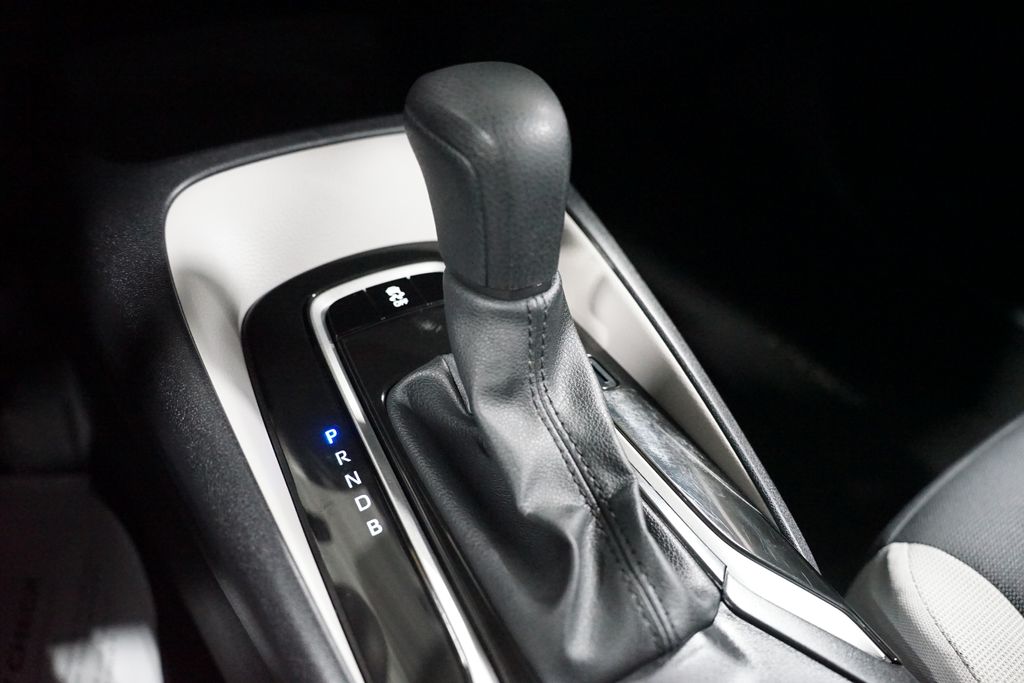 Thumbnail: 2025 Toyota Corolla - 21