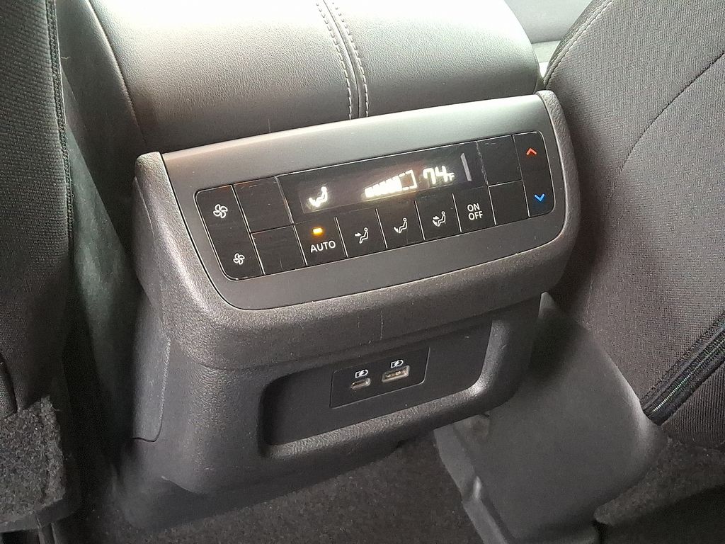 Thumbnail: 2023 Nissan Pathfinder - 11