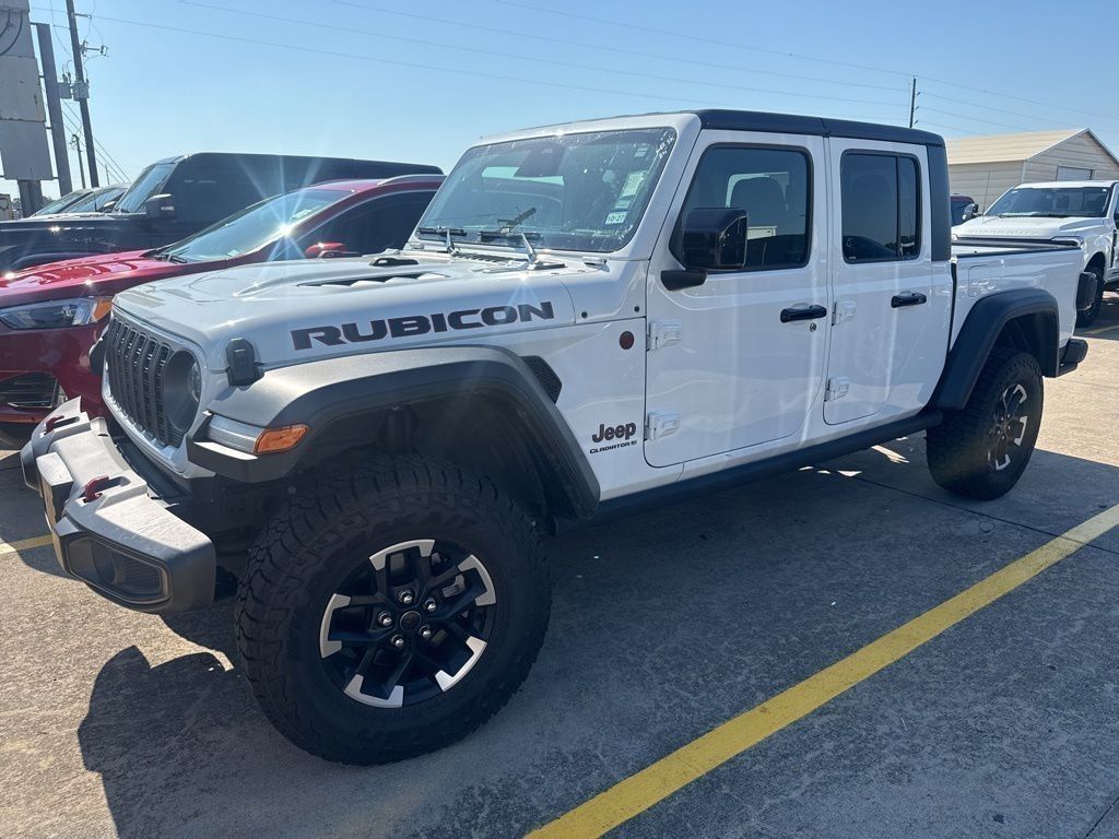 2026 Jeep Gladiator Rubicon Auto's photo