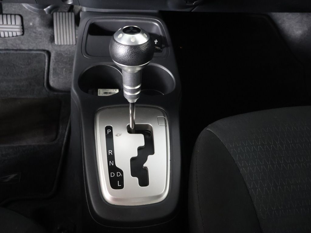 Used 2024 Black Mitsubishi ES image 37