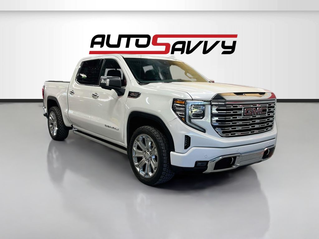 2022 GMC Sierra 4WD Crew Cab Short Box Denali's photo