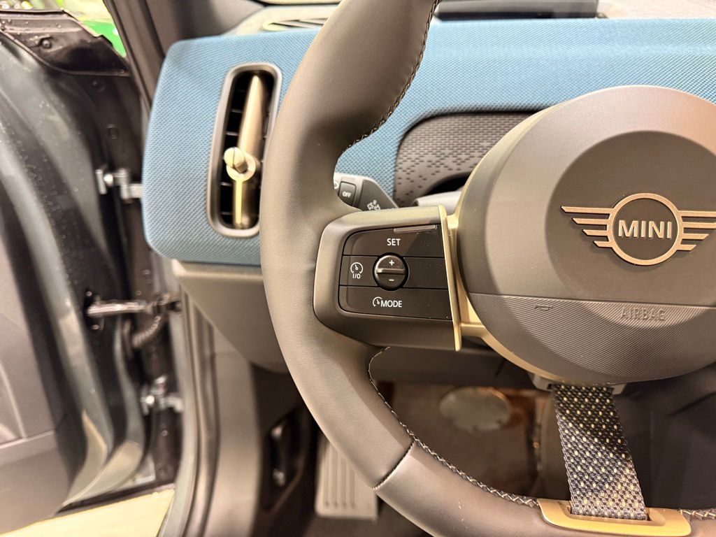 Thumbnail: 2025 MINI Cooper Countryman - 13