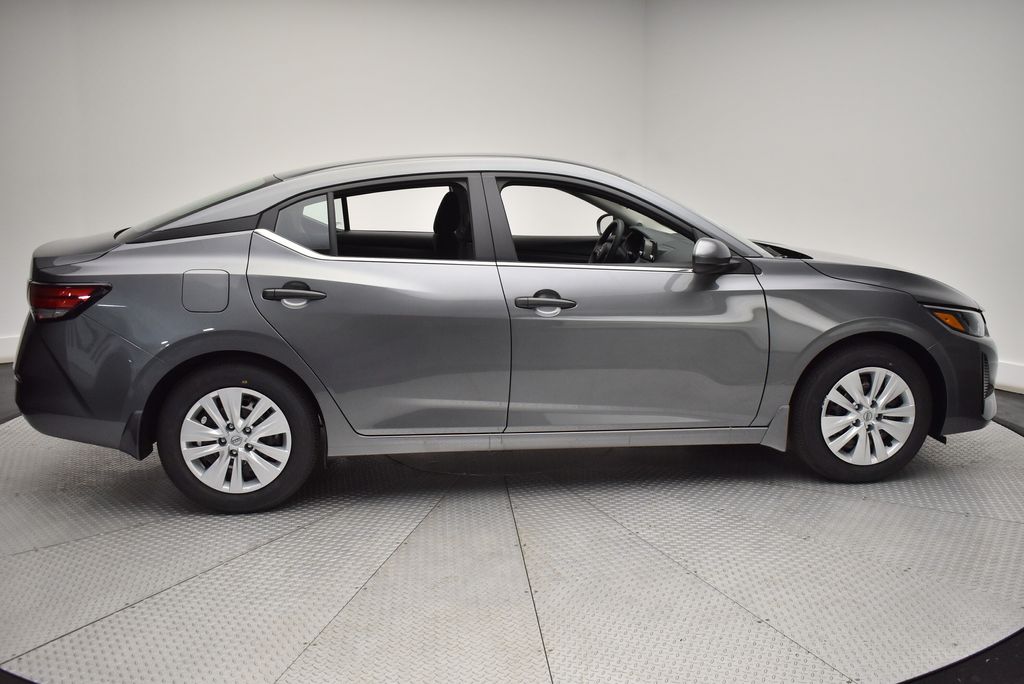 Thumbnail: 2025 Nissan Sentra - 4