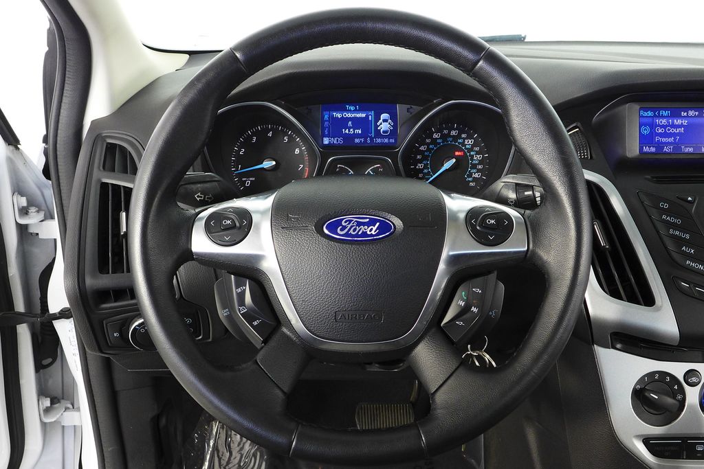 Thumbnail: 2012 Ford Focus - 25