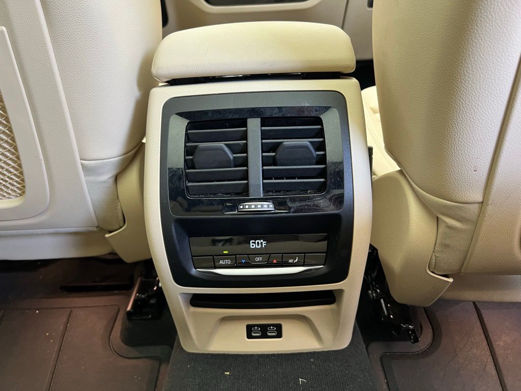 Thumbnail: 2022 BMW X3 - 10