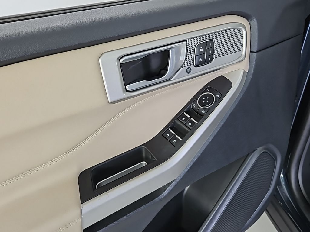 Thumbnail: 2023 Ford Explorer - 12