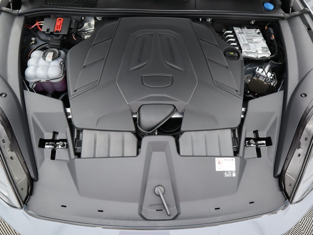Thumbnail: 2024 Porsche Cayenne - 32