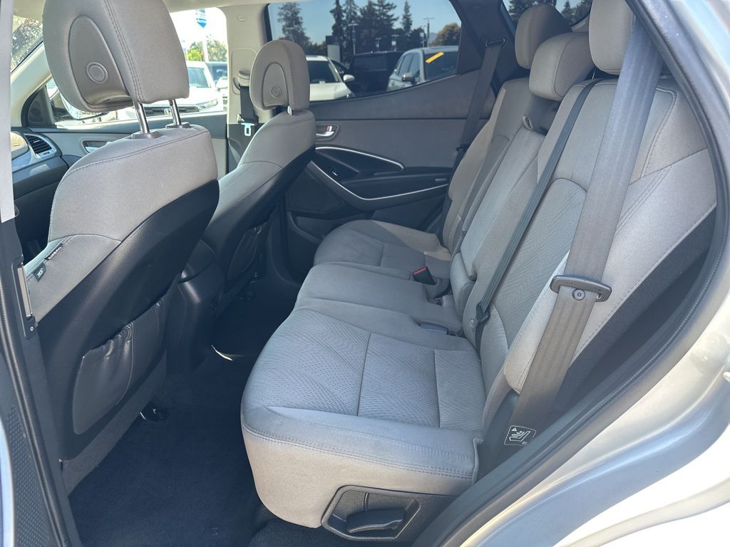 Thumbnail: 2016 Hyundai Santa Fe - 11