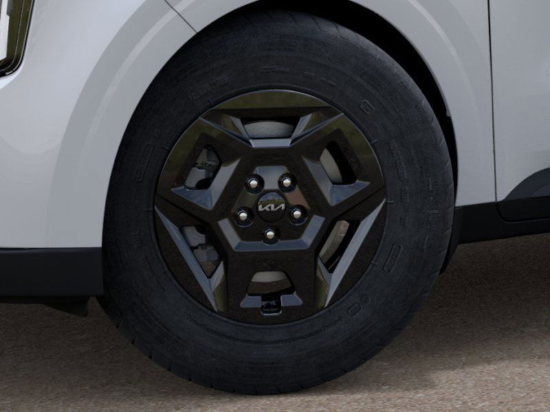 New 2026 White Kia LXS image 9