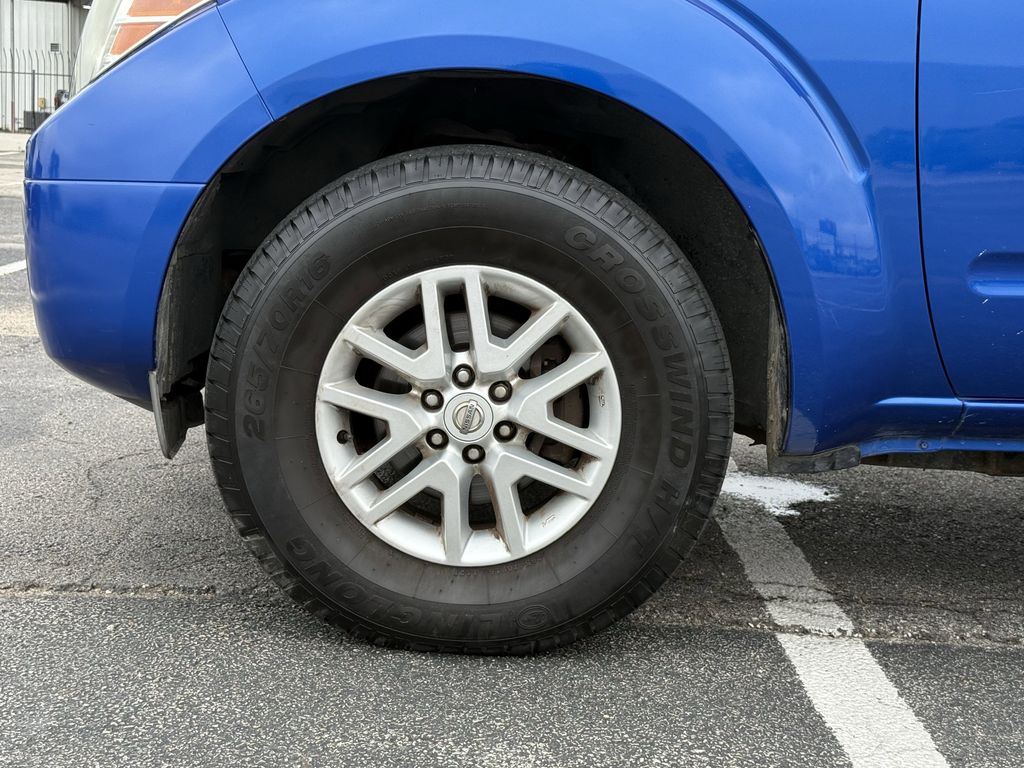 2015 Nissan Frontier SV - 8