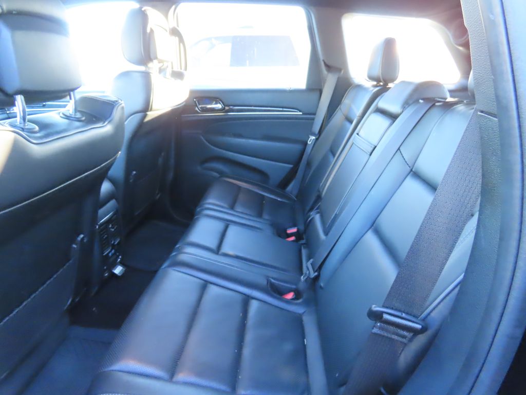 Thumbnail: 2020 Jeep Grand Cherokee - 11