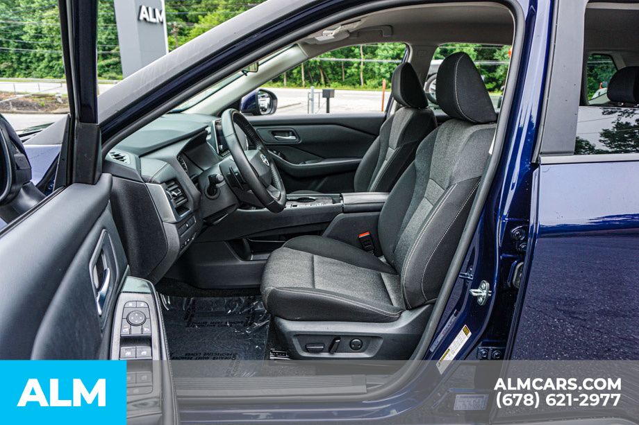 Used 2025 Blue Nissan SV image 19