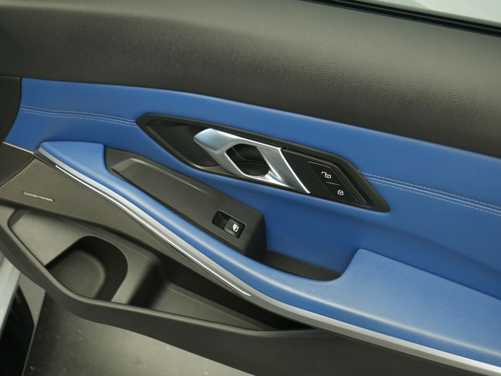 Thumbnail: 2024 BMW M3 - 25