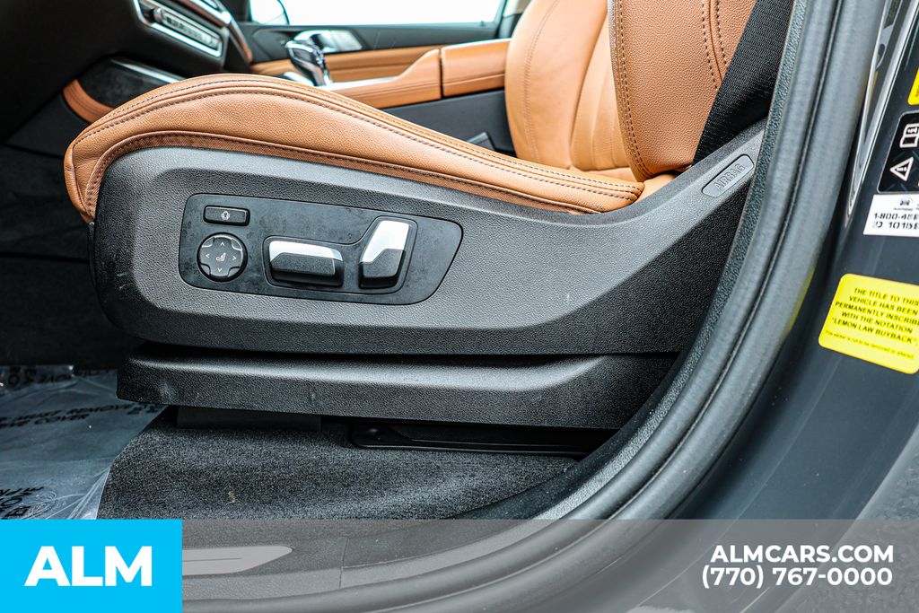 Used 2022 Gray BMW xDrive40i image 29