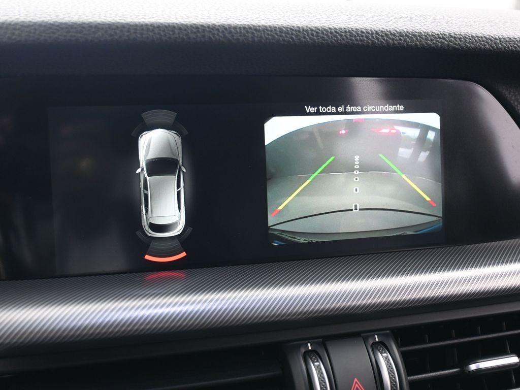 Used 2018 Misano Blue Metallic Alfa Romeo Ti image 18