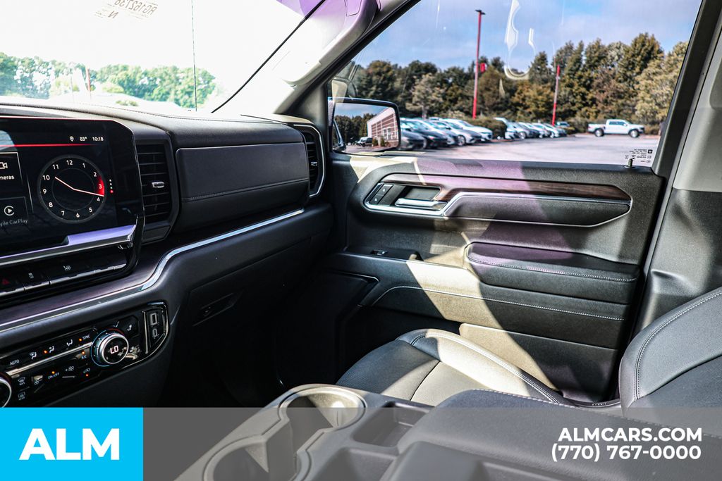 Used 2024 Blue GMC SLT image 42