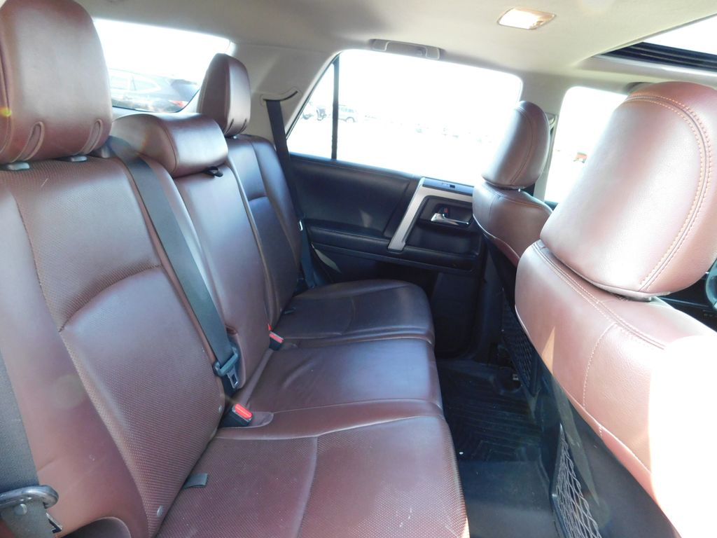 Thumbnail: 2016 Toyota 4Runner - 5