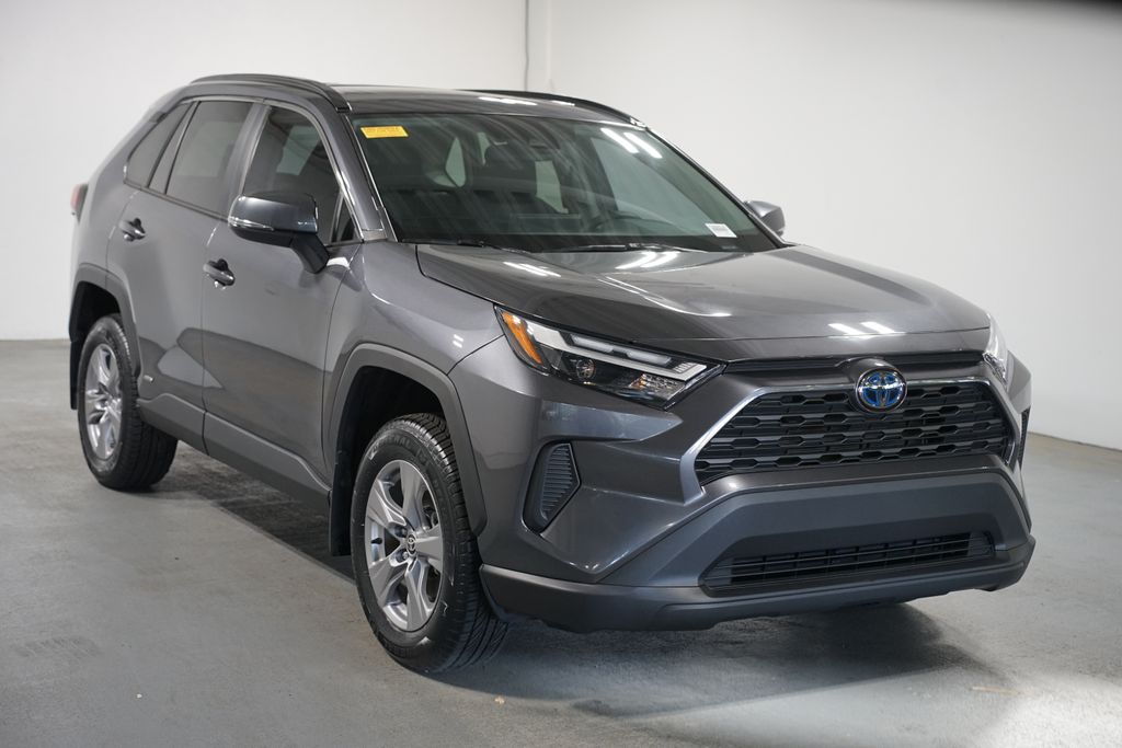 Thumbnail: 2024 Toyota RAV4 - 3