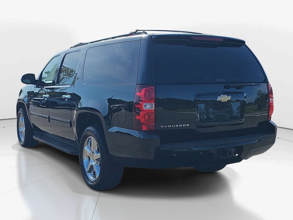 Used 2013 Black Chevrolet LT image 6