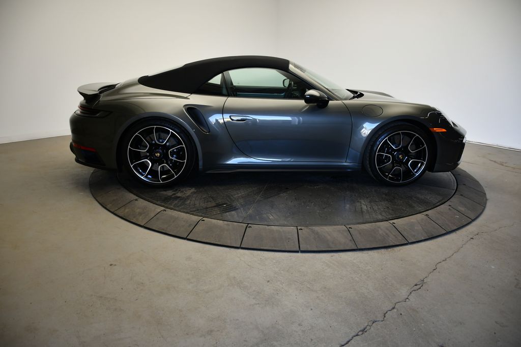 Thumbnail: 2022 Porsche 911 - 9