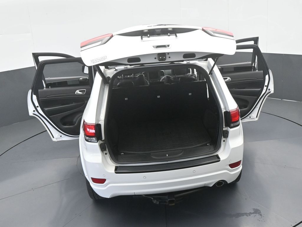 Used 2018 Bright White Clearcoat Jeep Altitude image 62