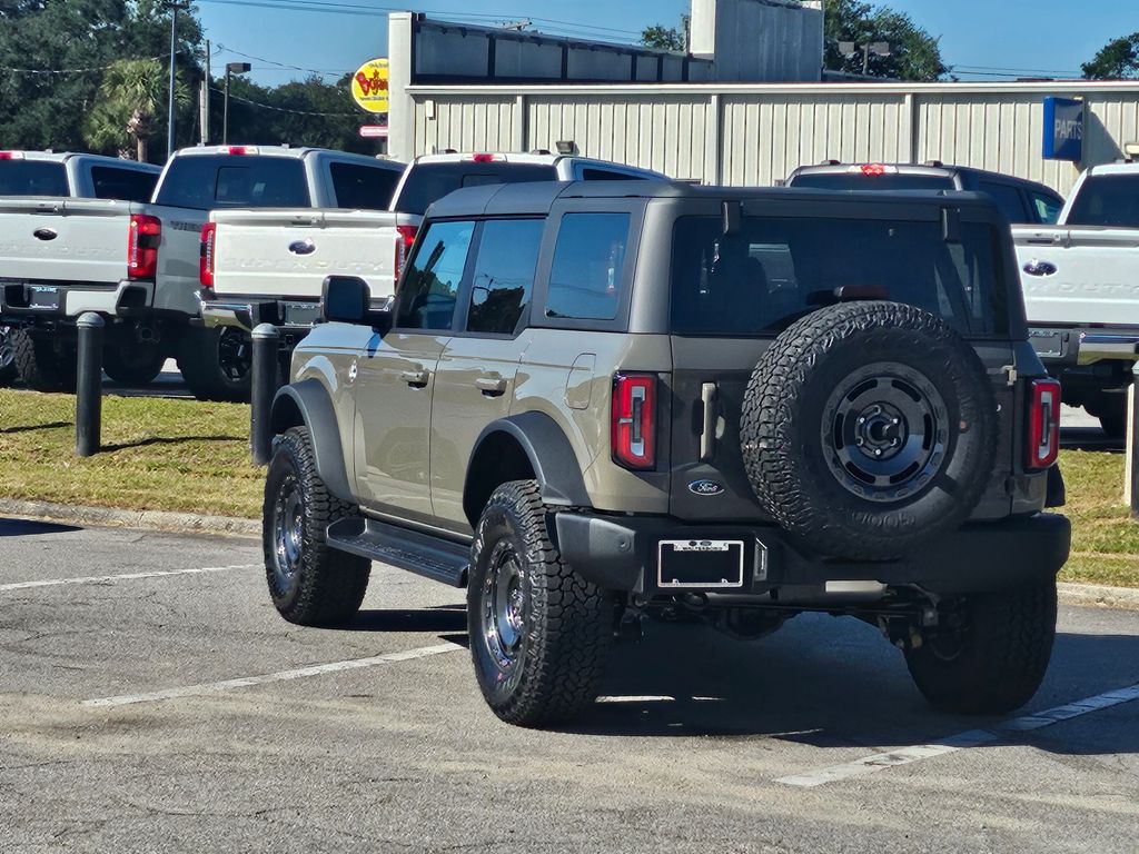 2025 Ford Bronco Outer Banks Gray at Walterboro Ford