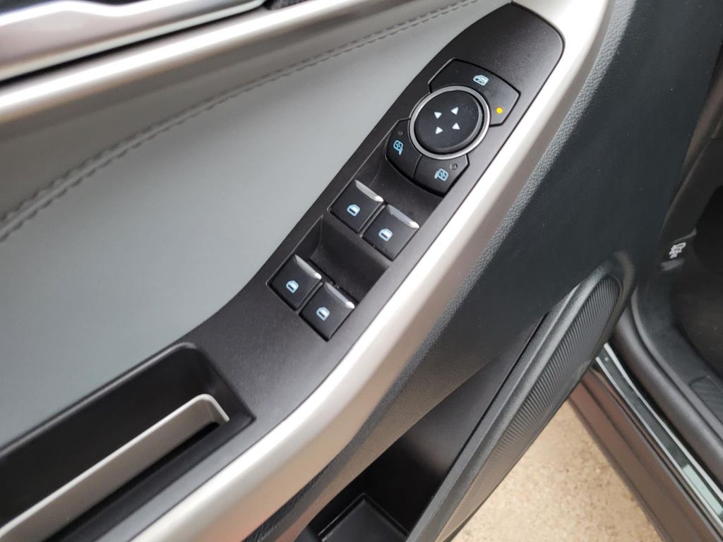 used 2024 Ford Explorer car, priced at $28,000