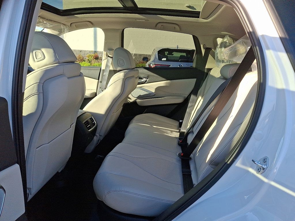 Thumbnail: 2026 Acura RDX - 5