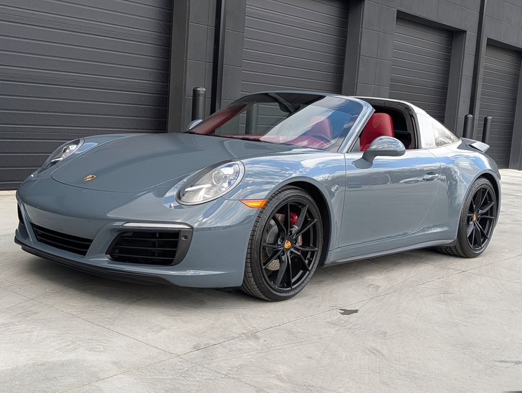 2017 Porsche 911 Targa 4 Cabriolet AWD