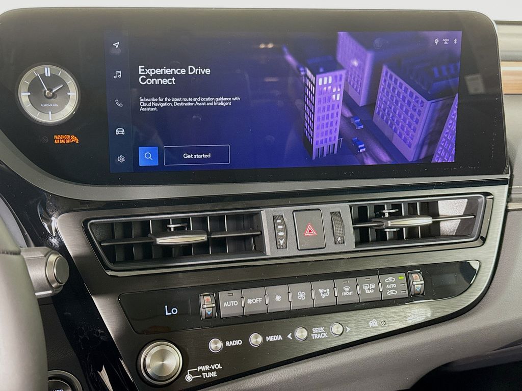 2025 Lexus ES Hybrid 300h 12