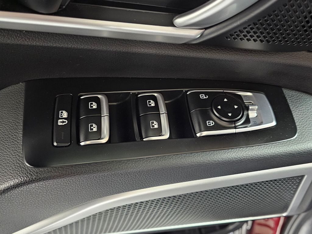 Used 2021 Purple Kia LX image 20