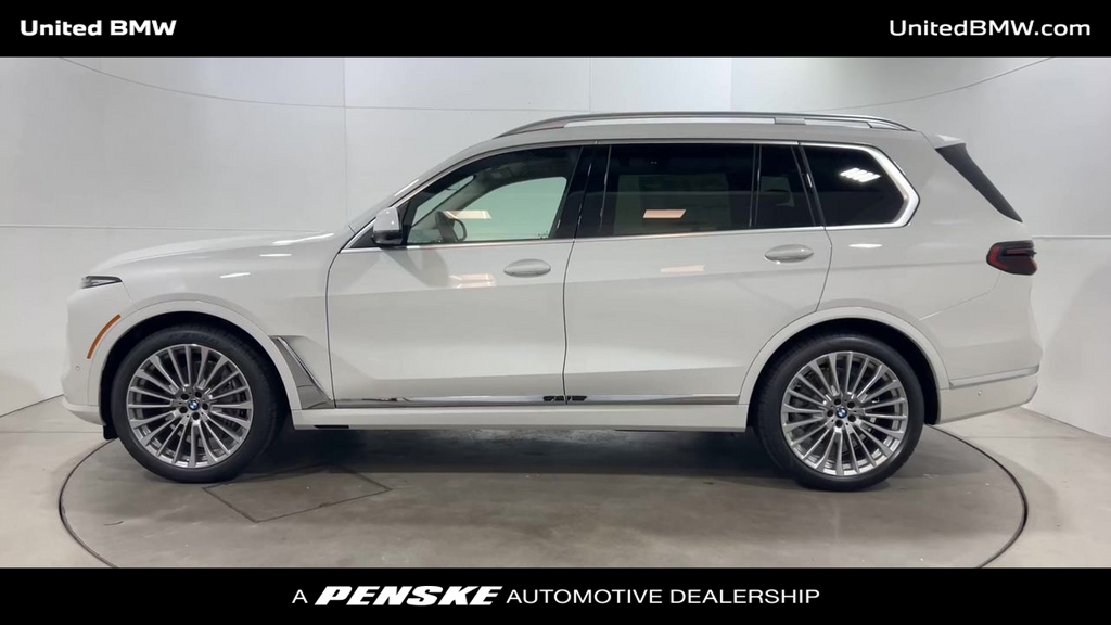 2025 BMW X7 xDrive40i 5