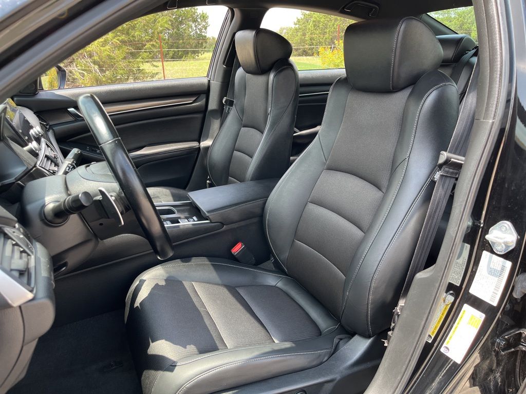 2022 Honda Accord Sport 25