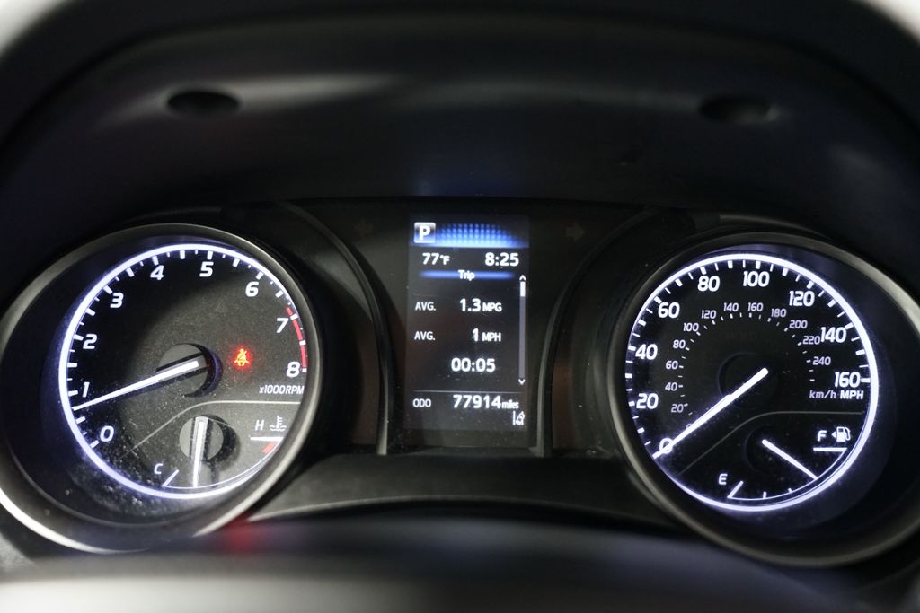 2021 Toyota Camry SE 16