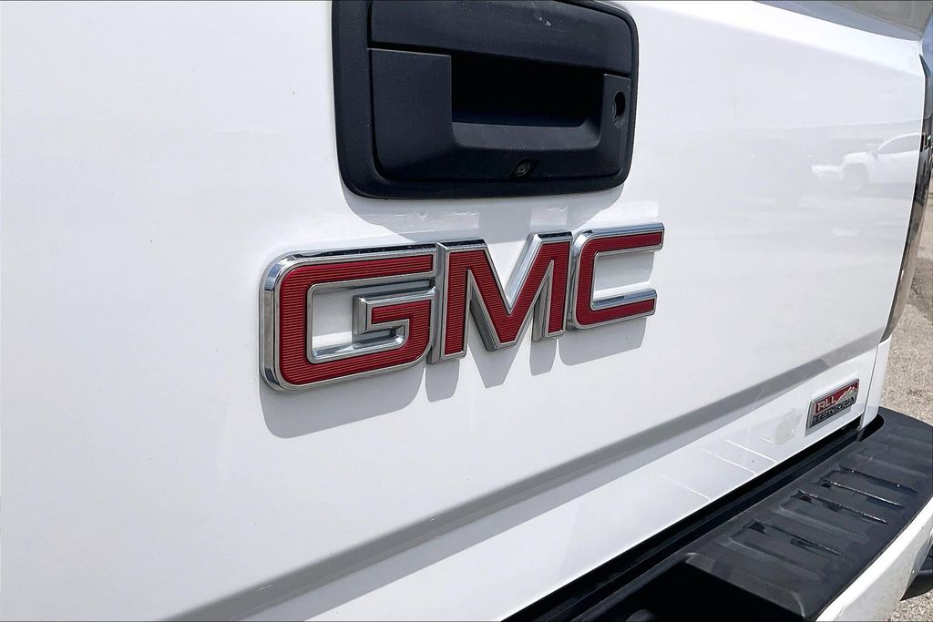 Used 2021 Ram 1500 Laramie 4D Crew Cab